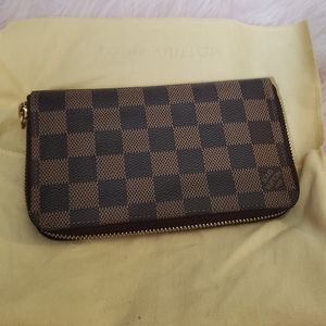 Louis Vuitton Damier Ebene Zippy Compact Wallet